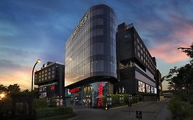 The Waverly Hotel & Residences